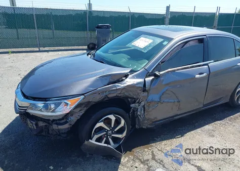 2016 Honda Accord Exl z USA, uszkodzony, nr VIN 1HGCR3F83GA027331